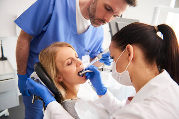 Emergency Dental Services in Helotes, TX